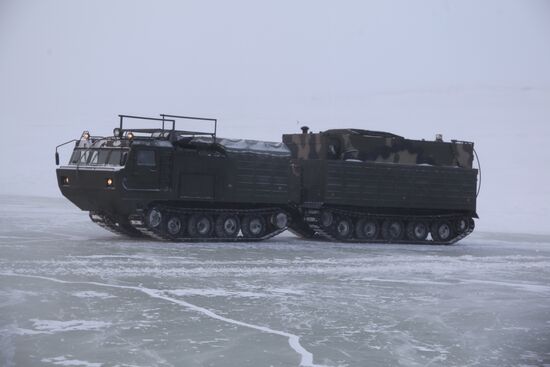 Testing new models of armaments, military and special equipment in the Arctic