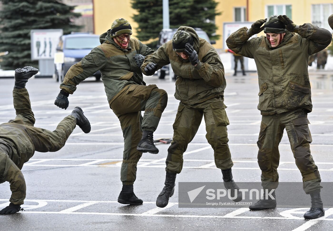 Military training course marking Defender of the Fatherland Day