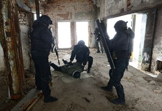 Military training course marking Defender of the Fatherland Day