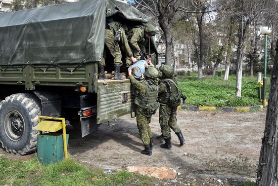 Military engineers of the Russian Army's International Anti-mine Center in Aleppo
