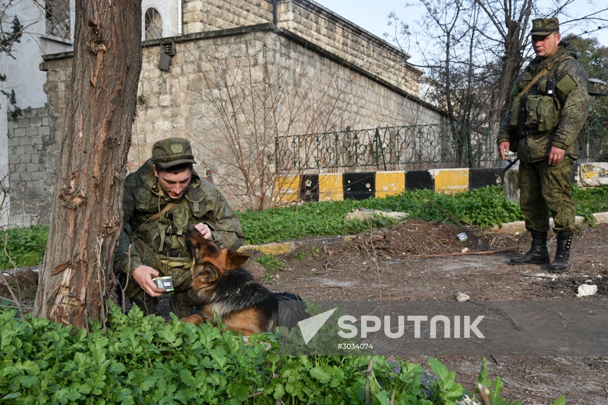 Military engineers of the Russian Army's International Anti-mine Center in Aleppo