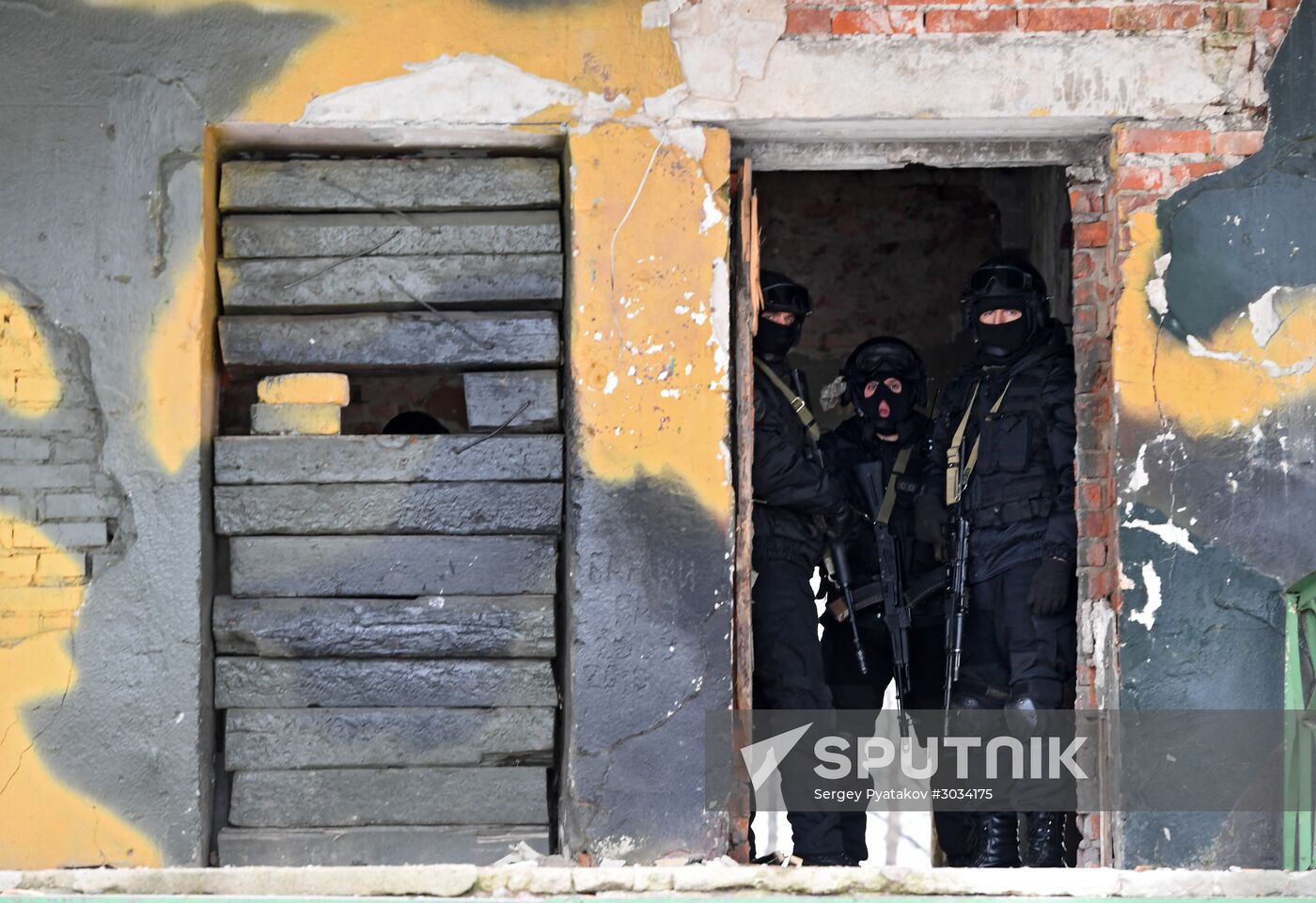 Military training course marking Defender of the Fatherland Day
