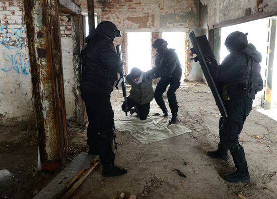 Military training course marking Defender of the Fatherland Day