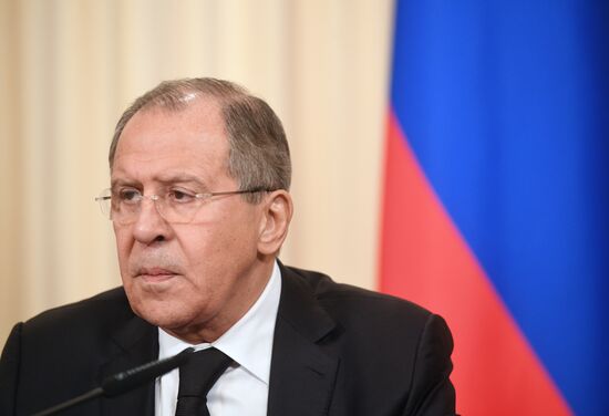 Sergei Lavrov meets with several officials in Moscow
