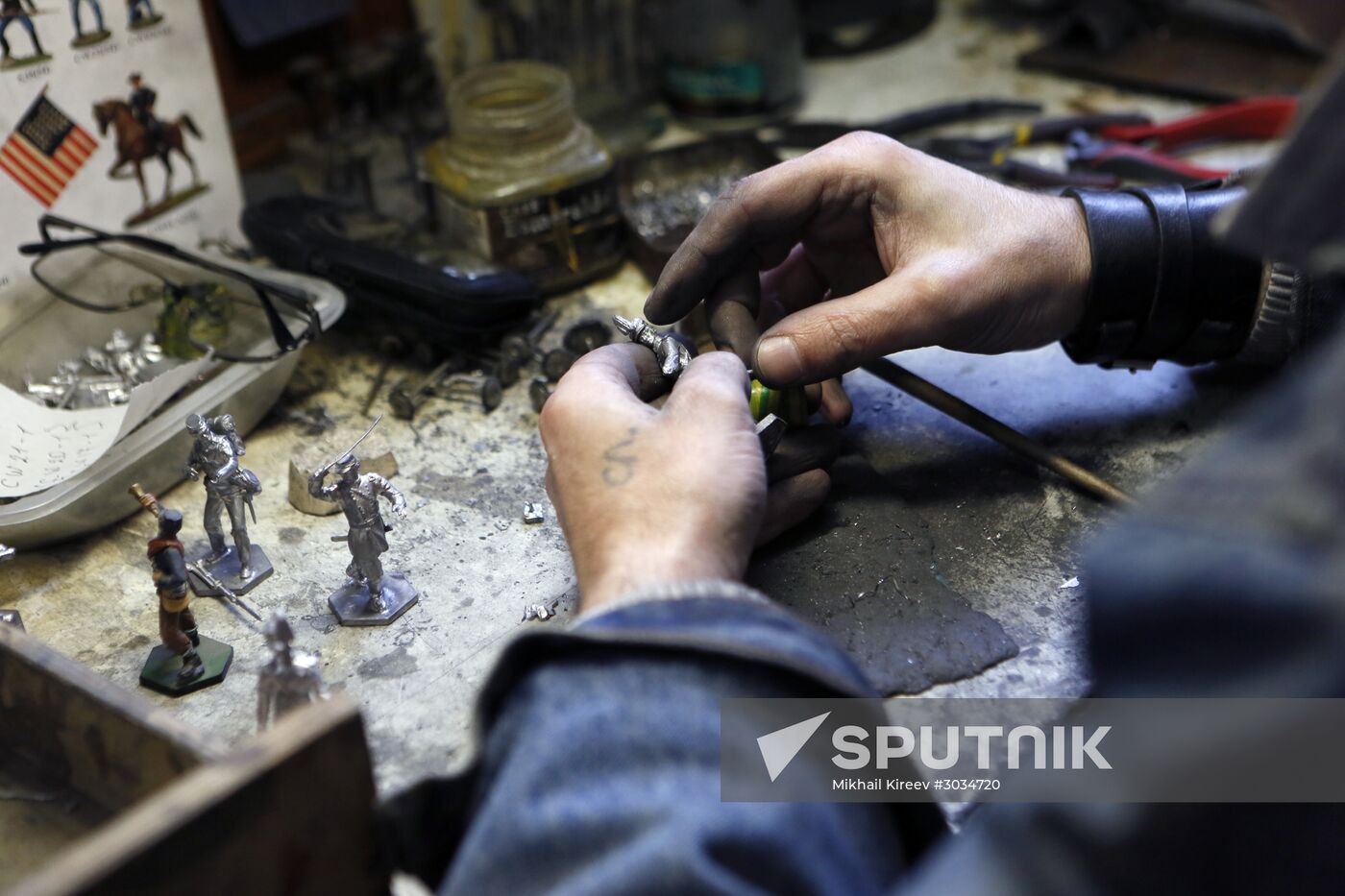 Casting workshop producing gifts and souvenirs in St. Petersburg