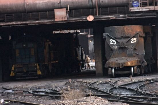 Yenakiyevo iron & steel works shut down in the Donetsk Region