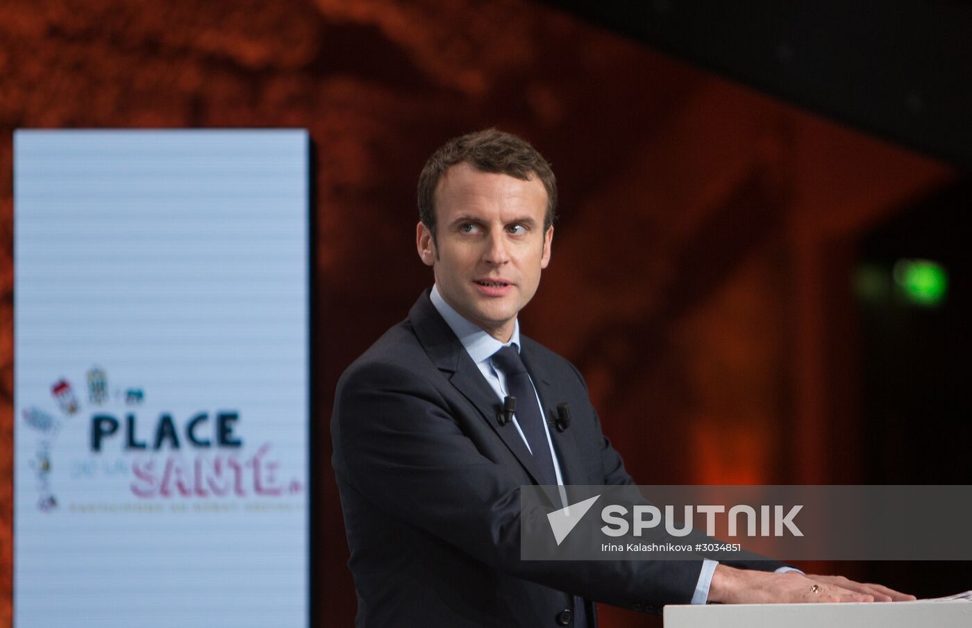 French presidential candidates make election speeches