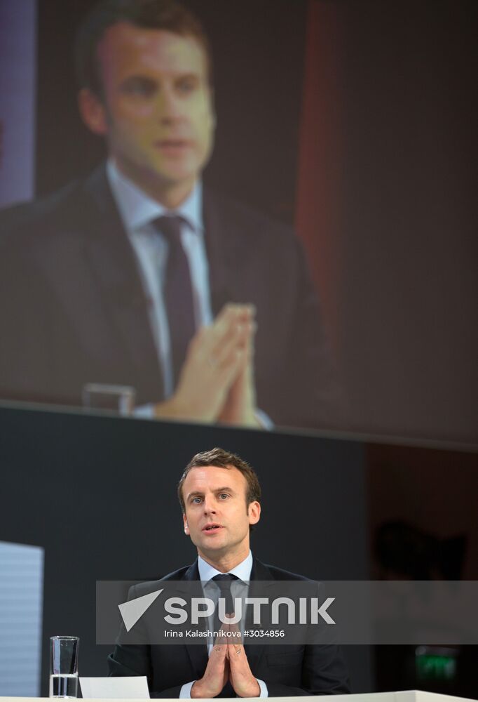 French presidential candidates make election speeches