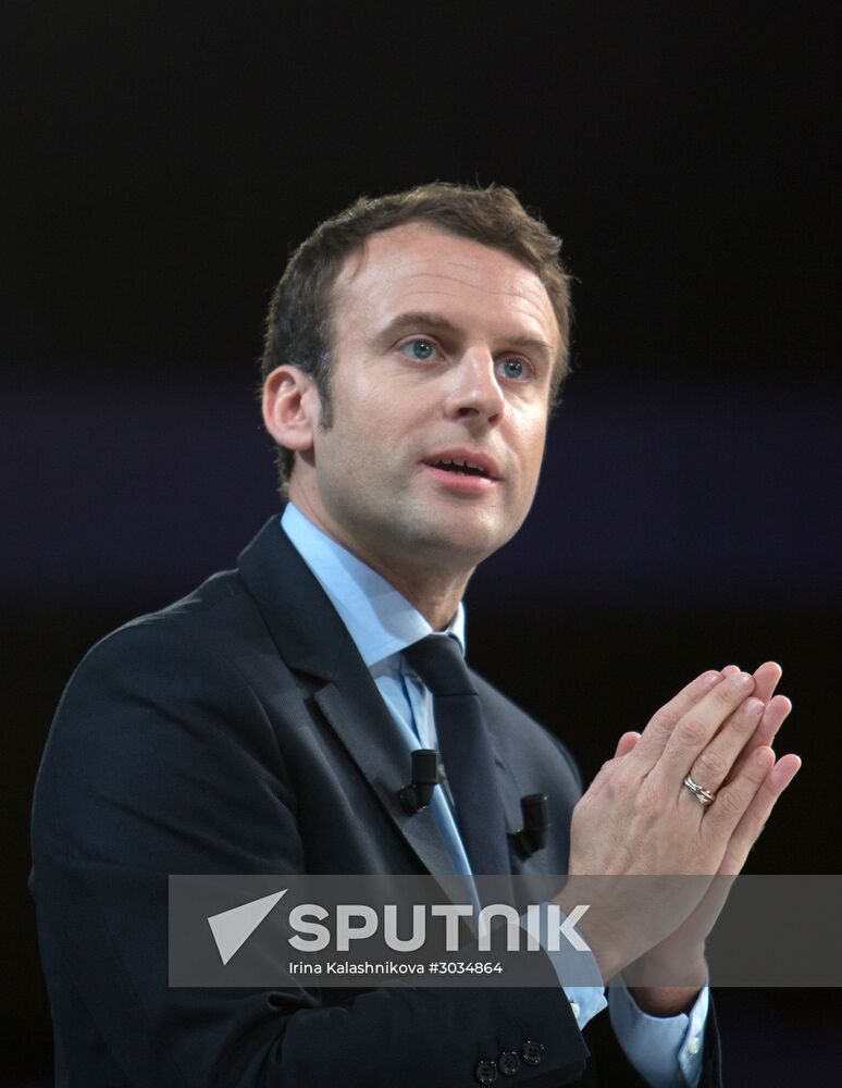 French presidential candidates make election speeches