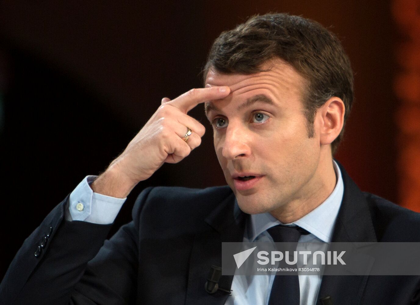 French presidential candidates make election speeches