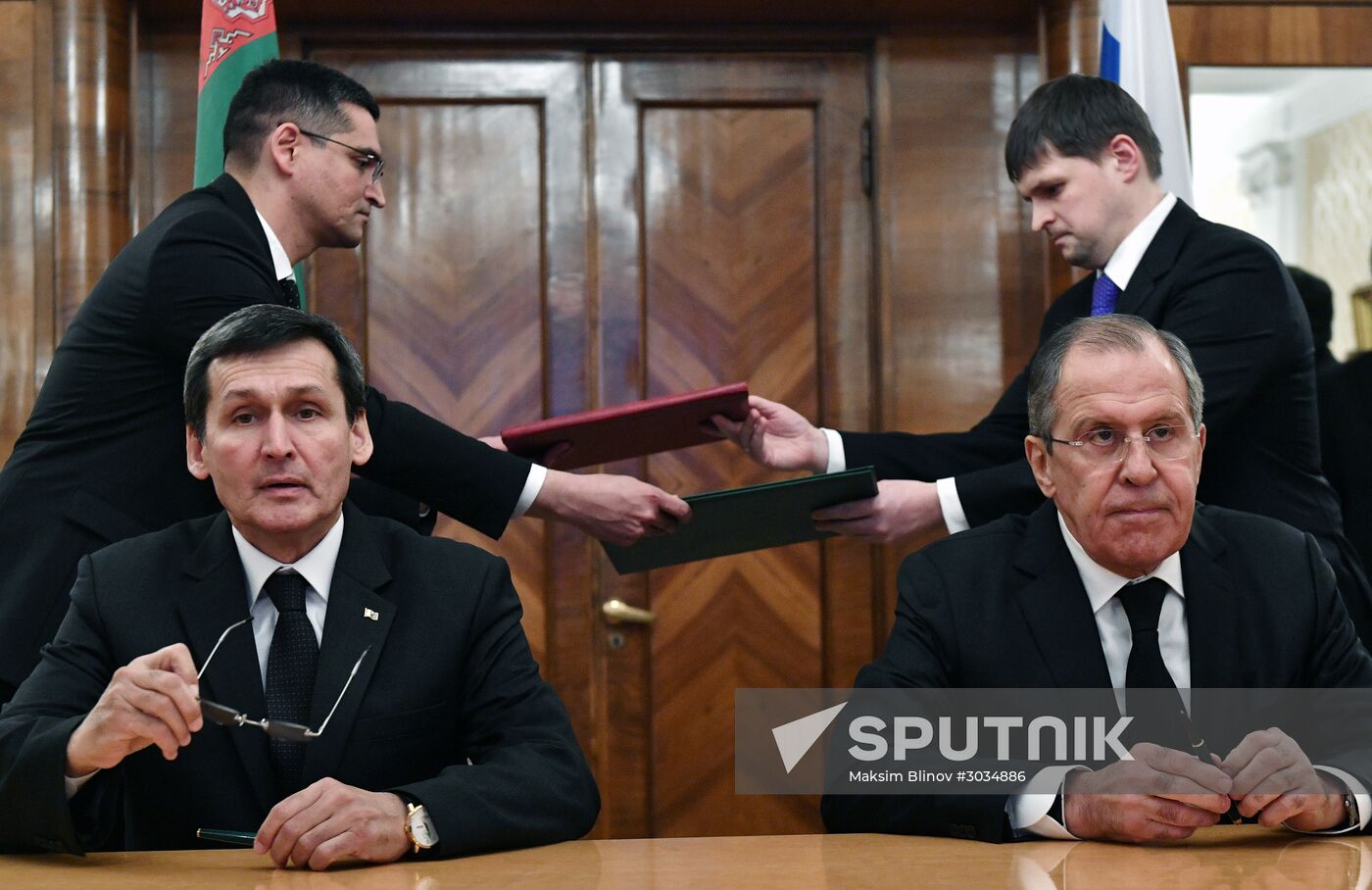 Sergei Lavrov meets with several officials in Moscow