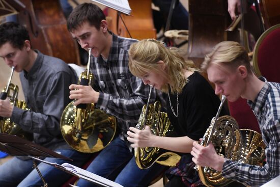 10th International Winter Art Festival. Day two