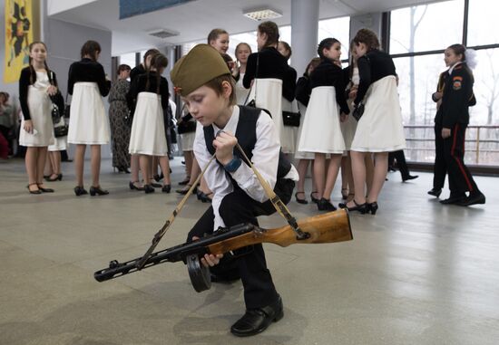 Young sailors' ball to mark Defender of the Fatherland Day