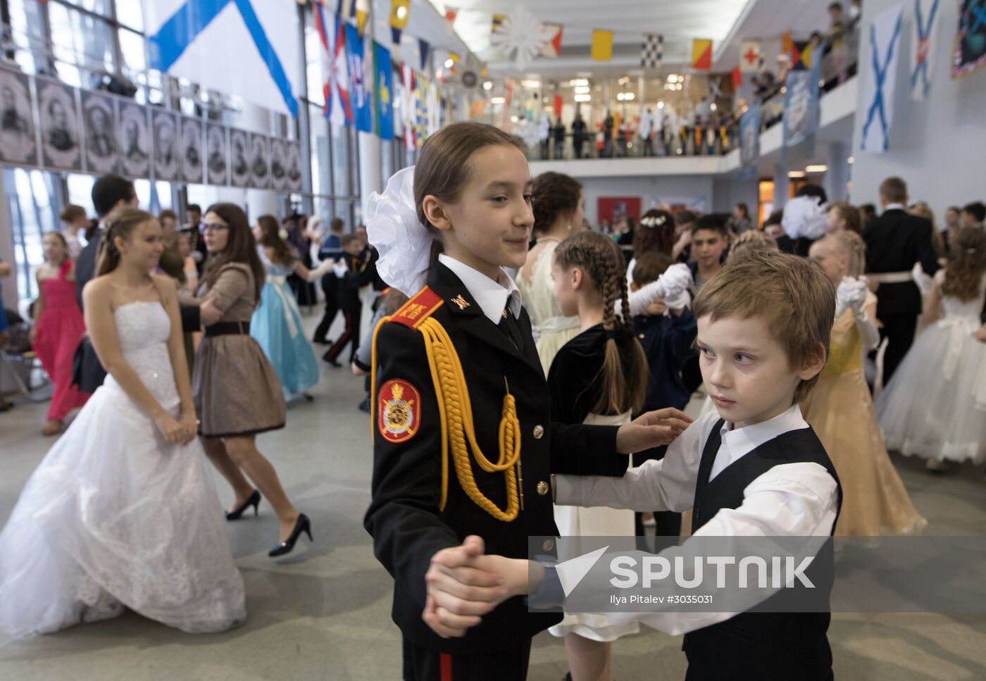 Young sailors' ball to mark Defender of the Fatherland Day