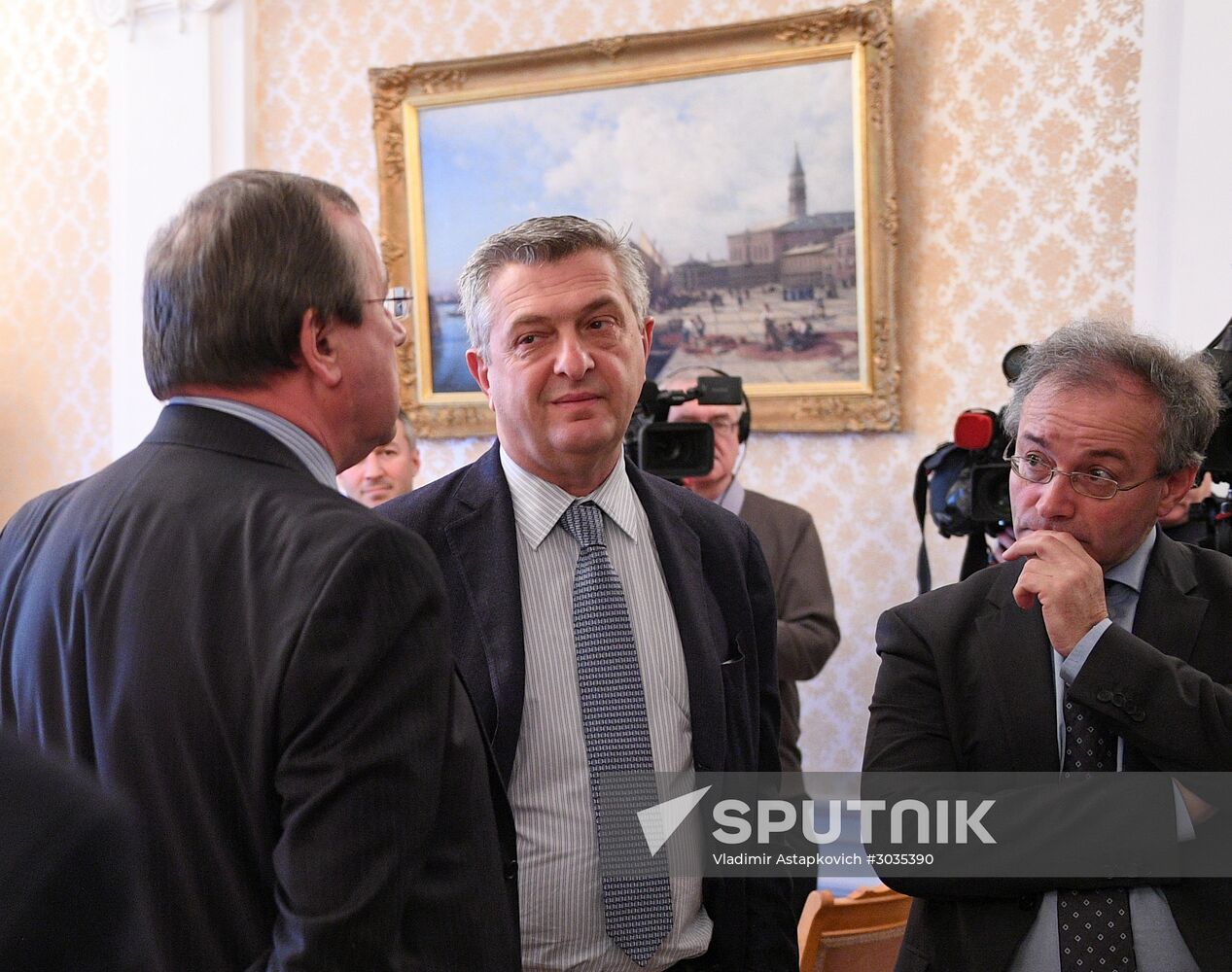 Sergei Lavrov meets with UN High Commissioner for Refugees Filippo Grandi