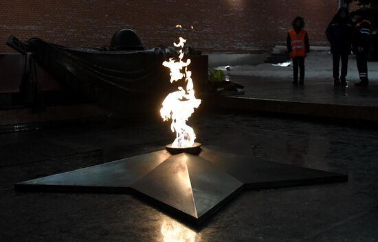 Preventive measures taken regarding Eternal Flame in Alexander Garden