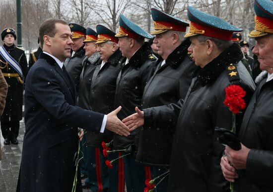Wreath-laying ceremony at the Tomb of the Unknown Soldier on the Defender of the Fatherland Day