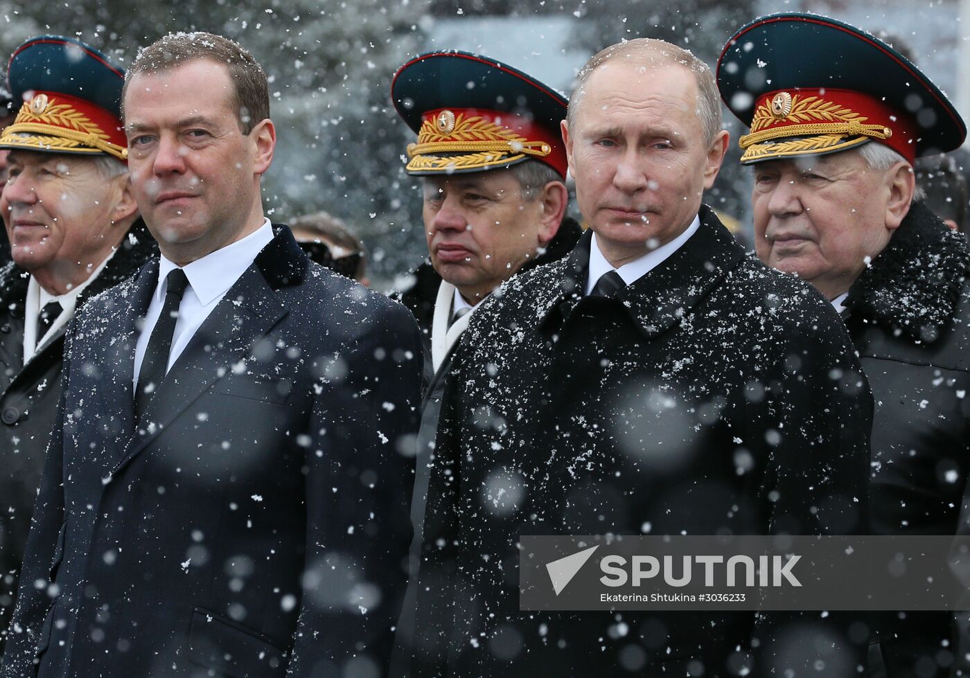 Wreath-laying ceremony at the Tomb of the Unknown Soldier on the Defender of the Fatherland Day