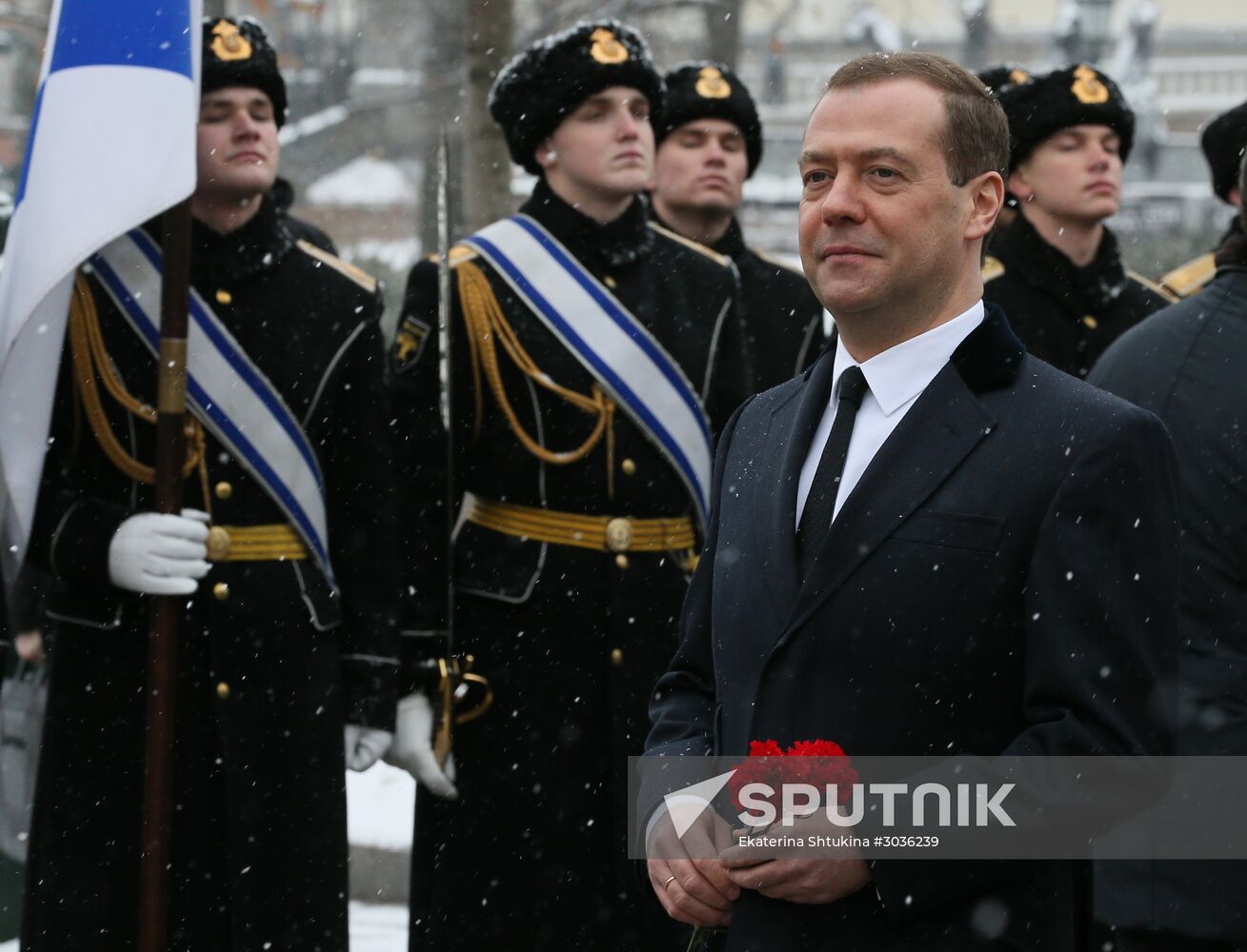 Wreath-laying ceremony at the Tomb of the Unknown Soldier on the Defender of the Fatherland Day