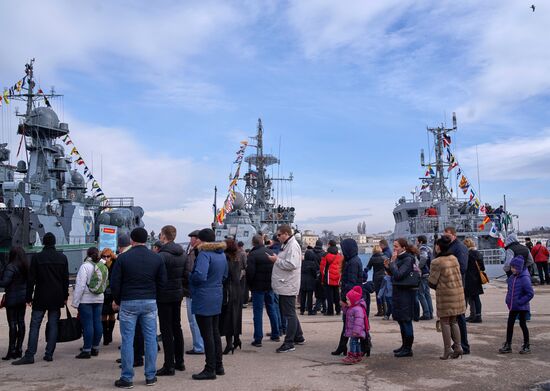 Defender of the Fatherland Day celebrated in Russian cities