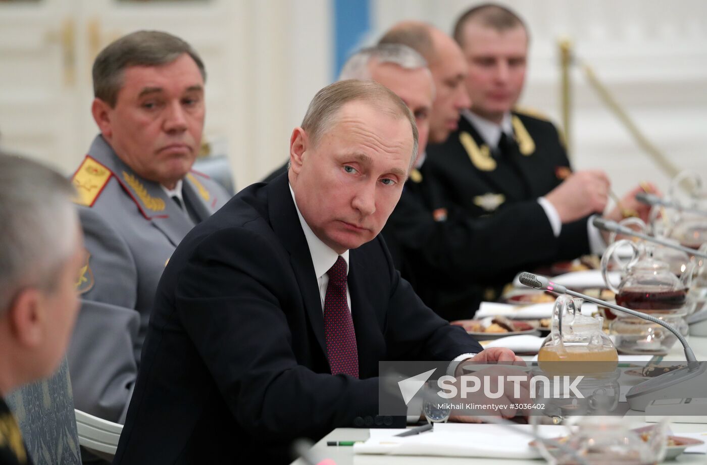 President Putin meets with Northern Fleet officers