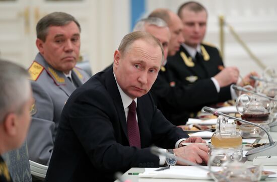 President Putin meets with Northern Fleet officers