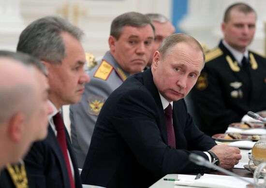 President Putin meets with Northern Fleet officers