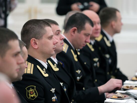 President Putin meets with Northern Fleet officers