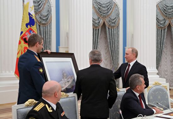 President Putin meets with Northern Fleet officers