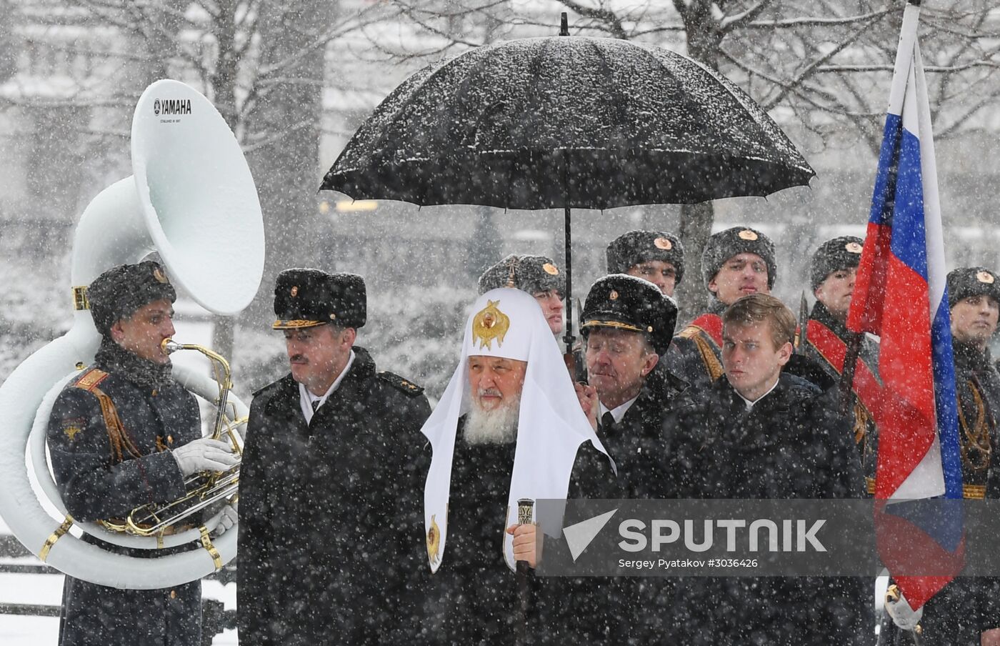 Wreath-laying ceremony at the Tomb of the Unknown Soldier on the Defender of the Fatherland Day