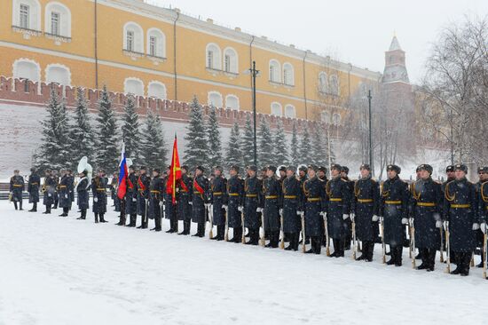 Wreath-laying ceremony at the Tomb of the Unknown Soldier on the Defender of the Fatherland Day