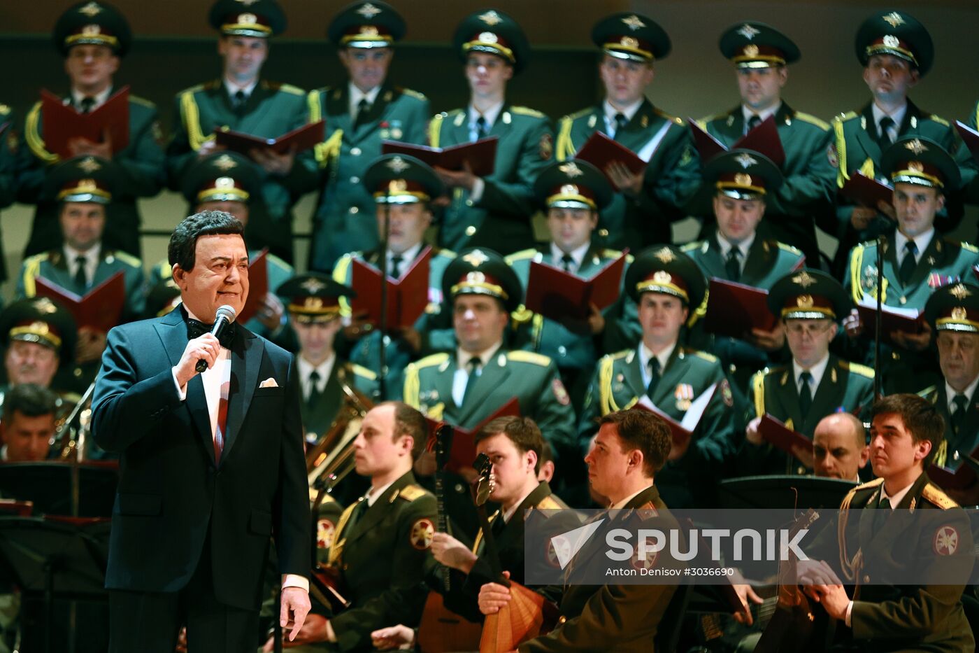Concert in memory of Alexandrov Ensemble