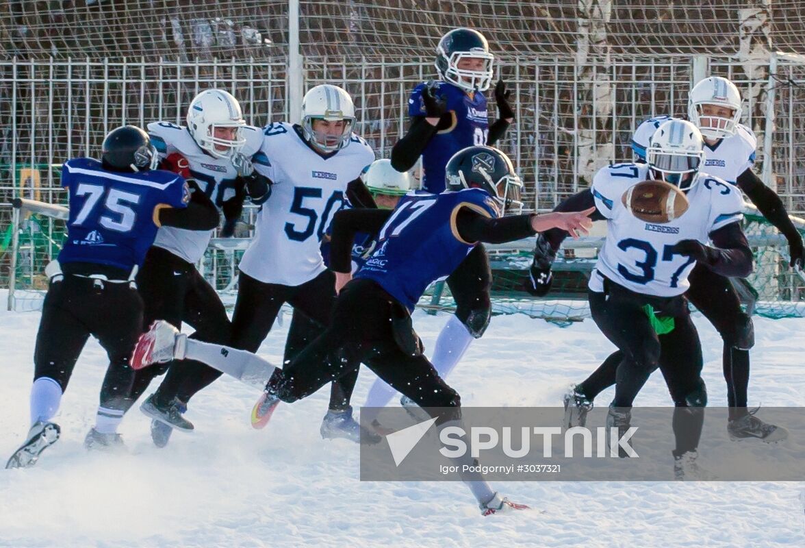 Snow Bowl American snow football tournament in Petrozavodsk