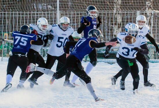 Snow Bowl American snow football tournament in Petrozavodsk