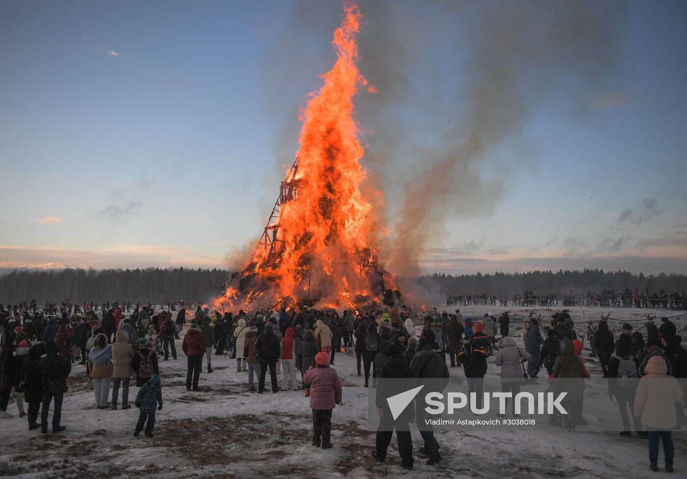 Maslenitsa celebrated in Nikola-Lenivets