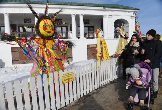 Maslenitsa celebrated in Russian cities
