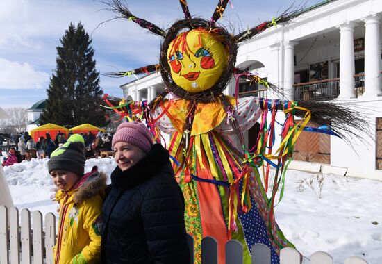 Maslenitsa celebrated in Russian cities