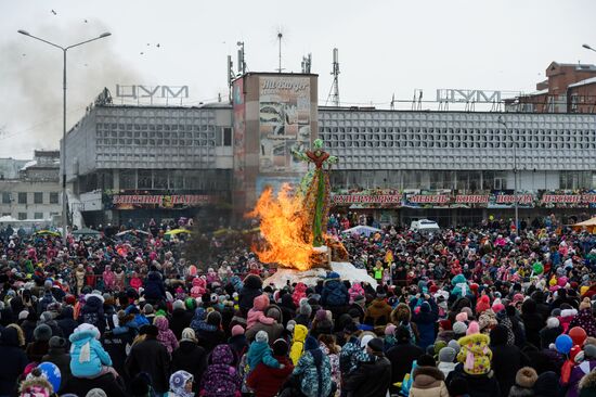 Maslenitsa celebrated in Russian cities