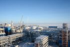 Building liquefied natural gas plant Yamal LNG