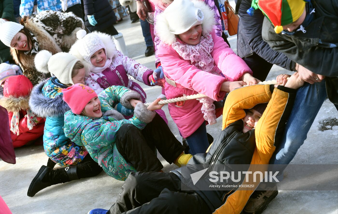Maslenitsa celebrated in Russian cities
