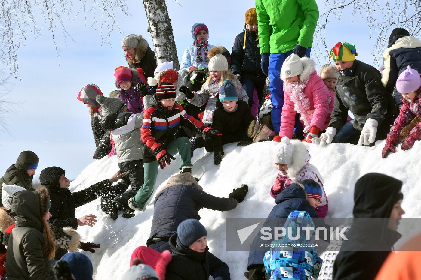 Maslenitsa celebrated in Russian cities