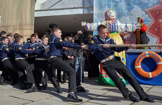 Maslenitsa celebrated in Russian cities