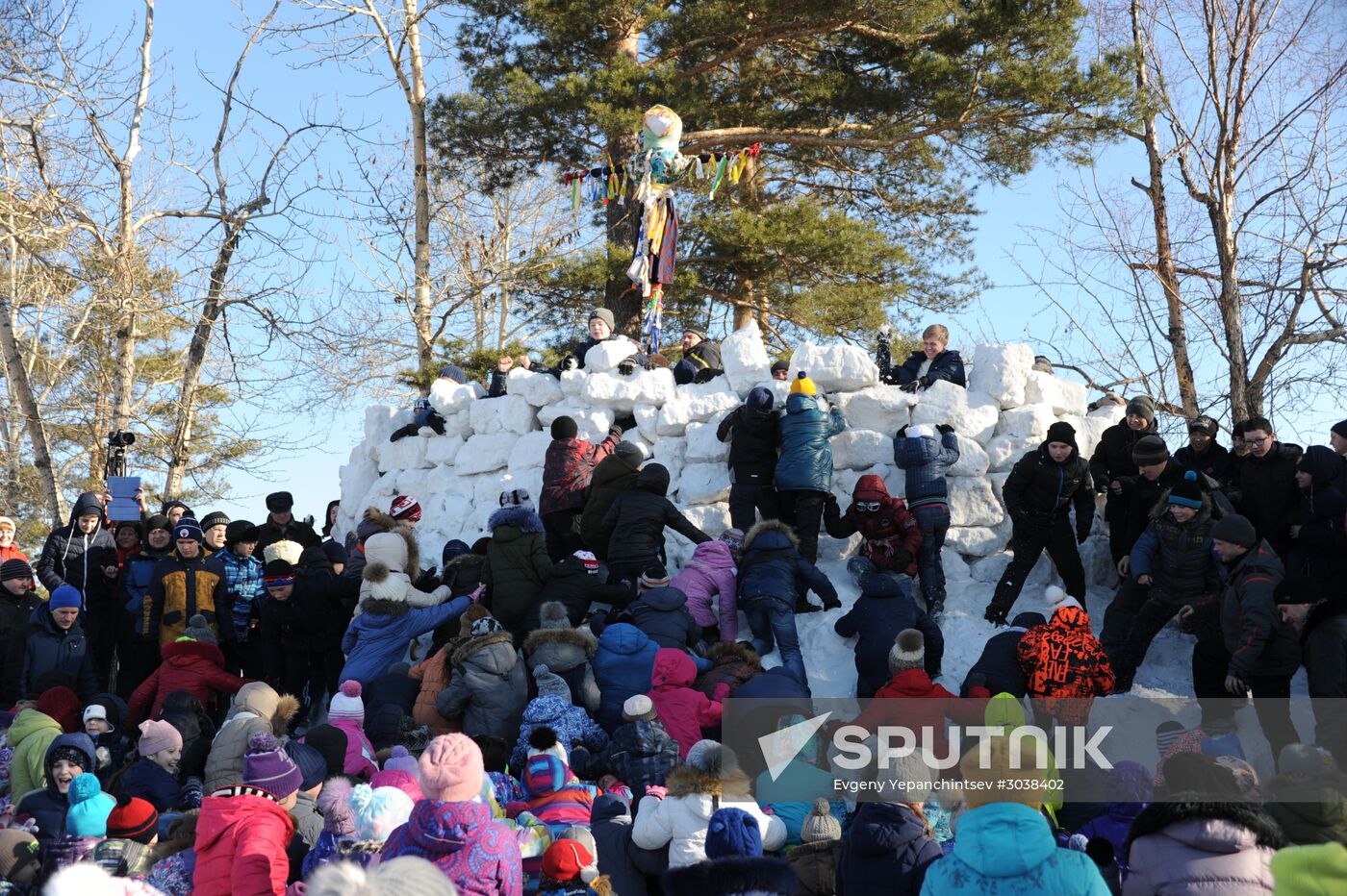 Maslenitsa celebrated in Russian cities