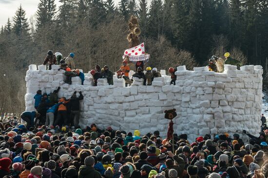 Maslenitsa celebrated in Russian cities