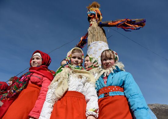 Maslenitsa celebrated in Russian cities