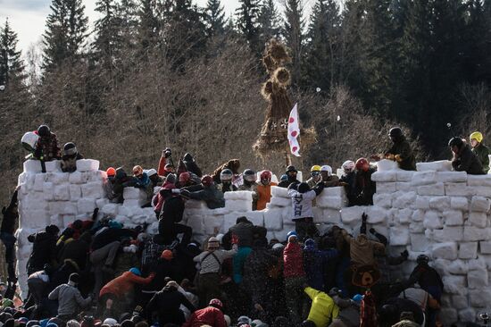 Maslenitsa celebrated in Russian cities