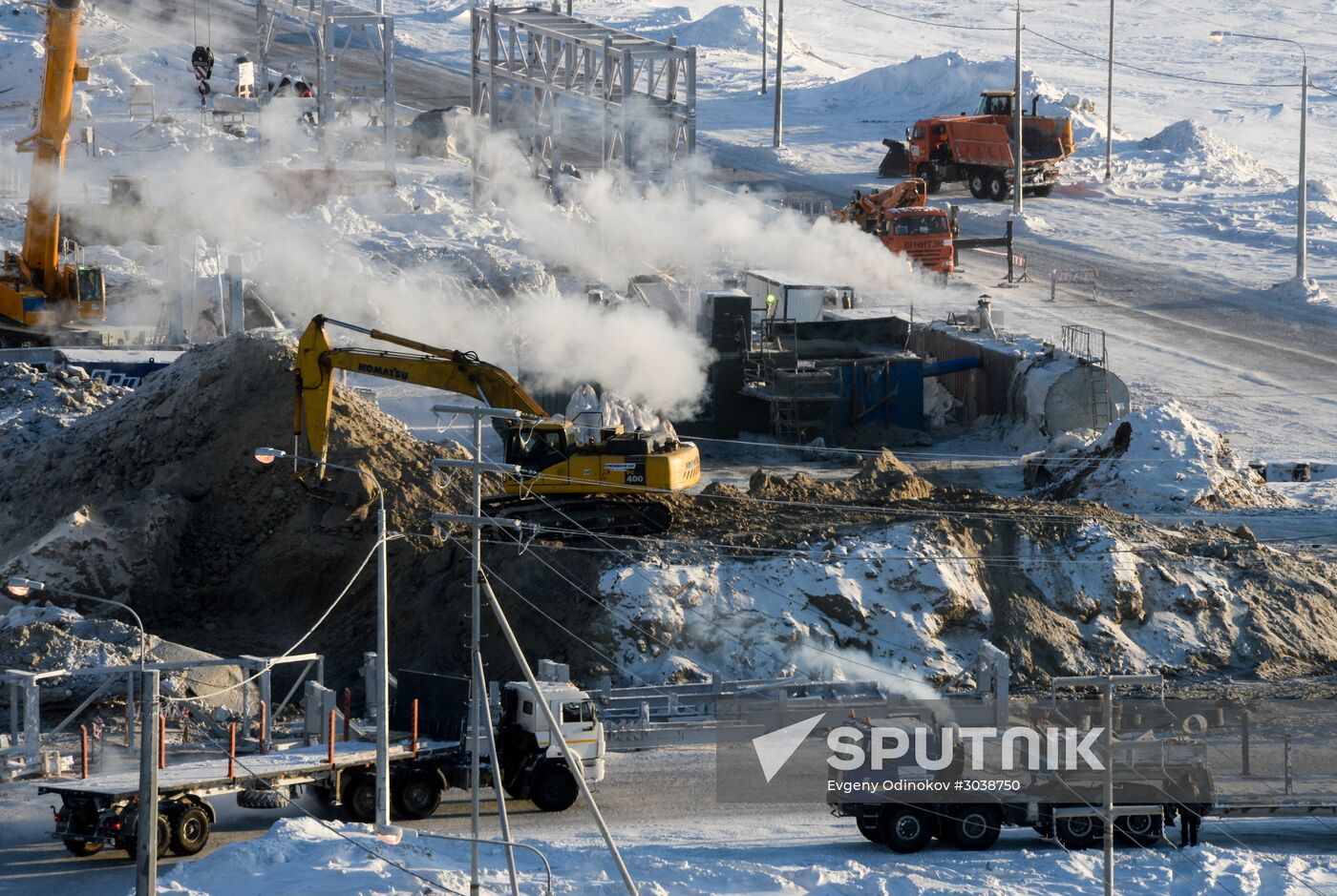 Building liquefied natural gas plant Yamal LNG
