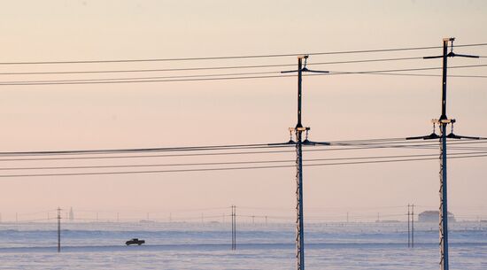 Building liquefied natural gas plant Yamal LNG