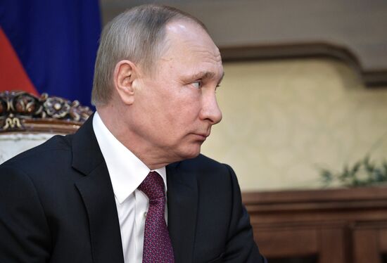 Vladimir Putin pays official visit to Kyrgyzstan