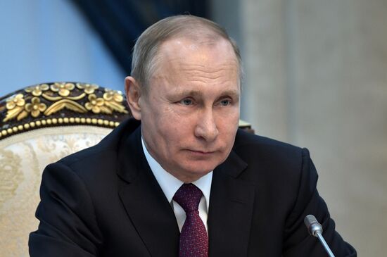 Vladimir Putin pays official visit to Kyrgyzstan